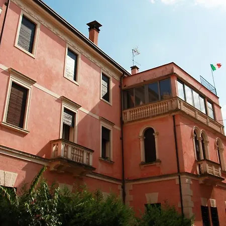 Inchiostro Rooms&breakfast Bed & Breakfast 3*